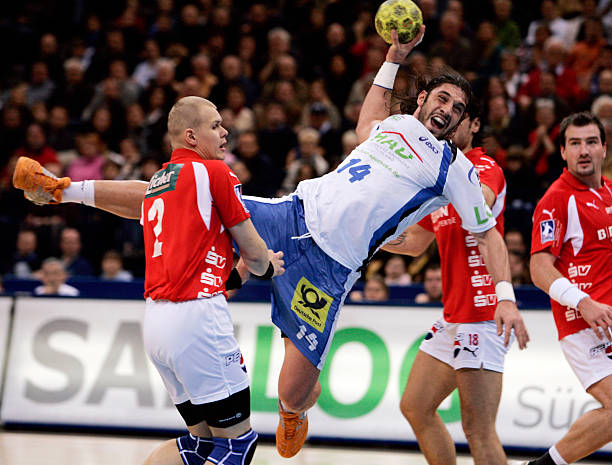 高挂免战牌 高挂免战牌