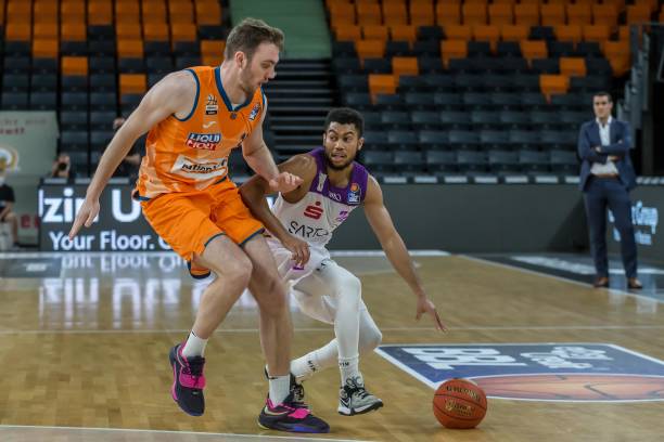 位更加稳固 位更加稳固